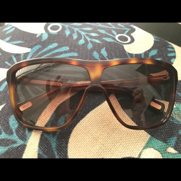 Made in Italy authentic MARC JACOBS SUNGLASSES - Picture 2 of 6